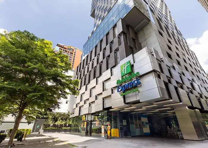 Hotel Express Siam By Ihg 4*