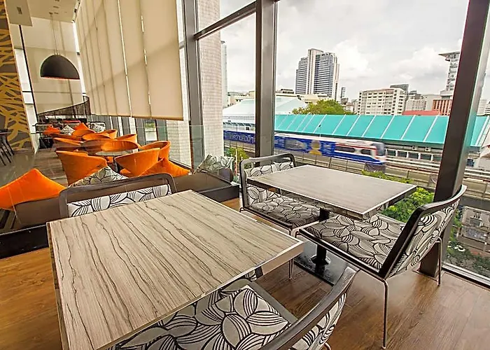 Hotel Express Siam By Ihg